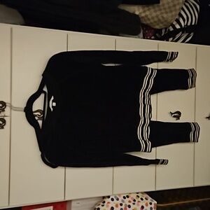 VS 2 piece velour outfit